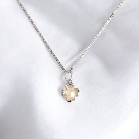 純銀925珍珠花瓣項鍊