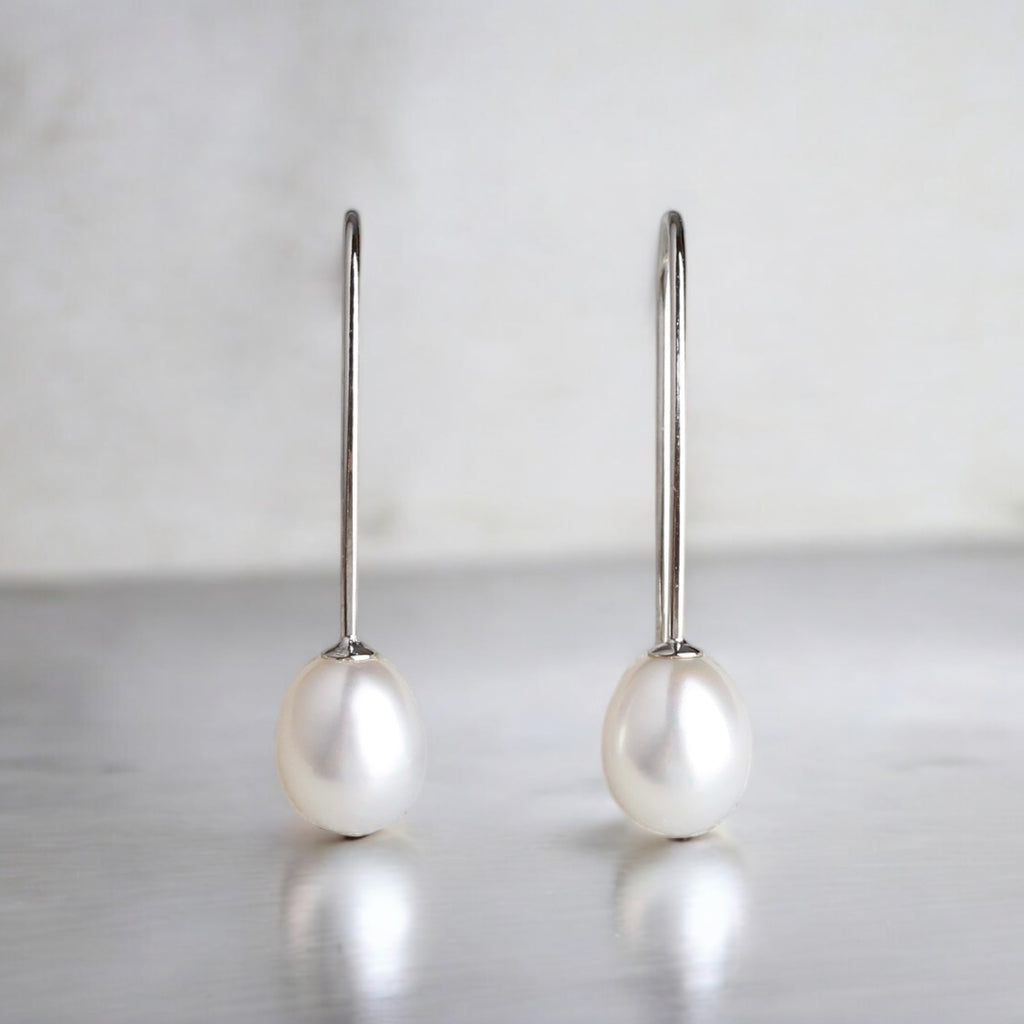 純銀925簡約淡水珍珠耳環 純銀925簡約淡水珍珠耳環