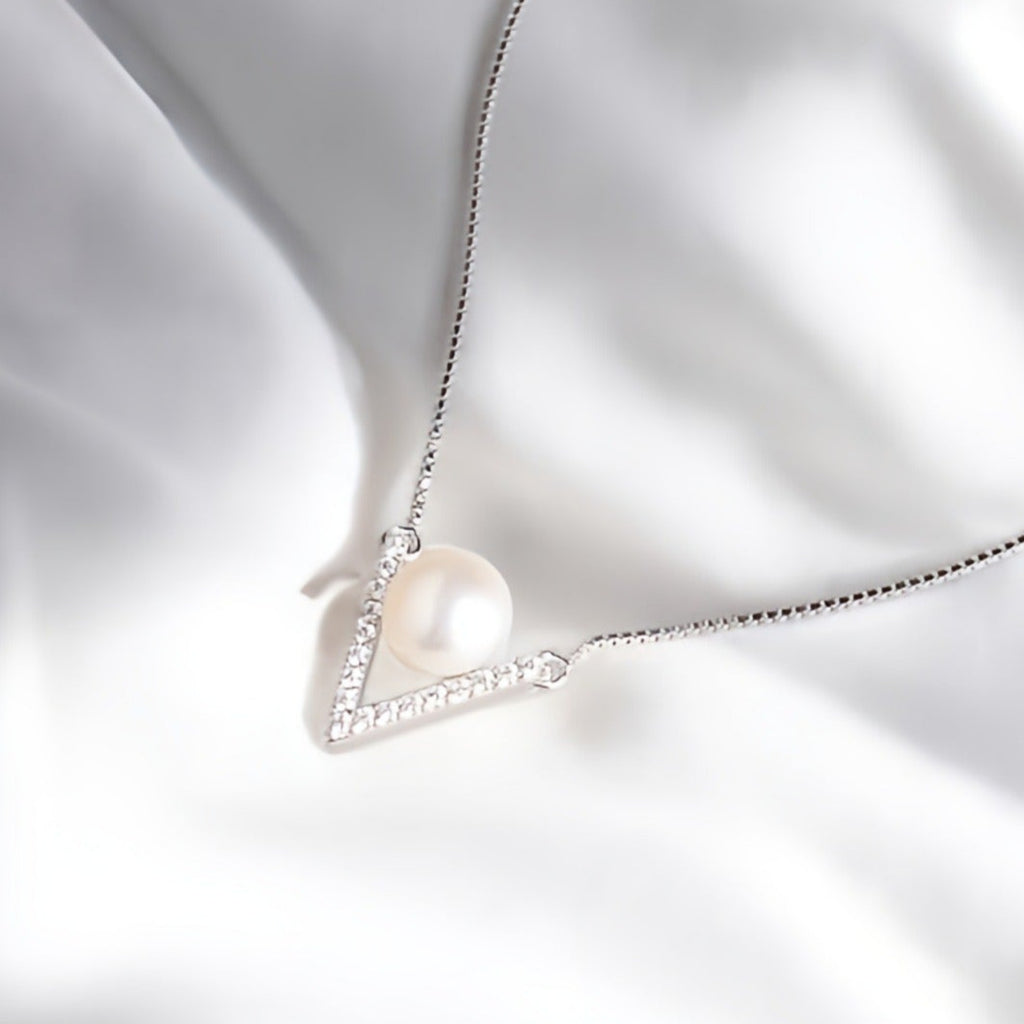 V字珍珠吊墜頸鏈 V字珍珠吊墜頸鏈