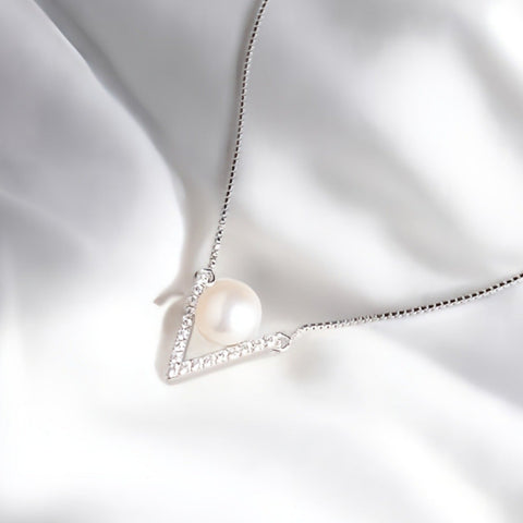 V字珍珠吊墜頸鏈