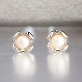 純銀925珍珠花瓣耳環