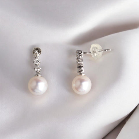 18K 白金8.5-9毫米AKOYA耳環