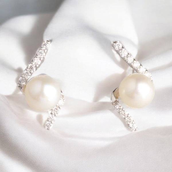 18K 白金7-7.5毫米AKOYA耳環