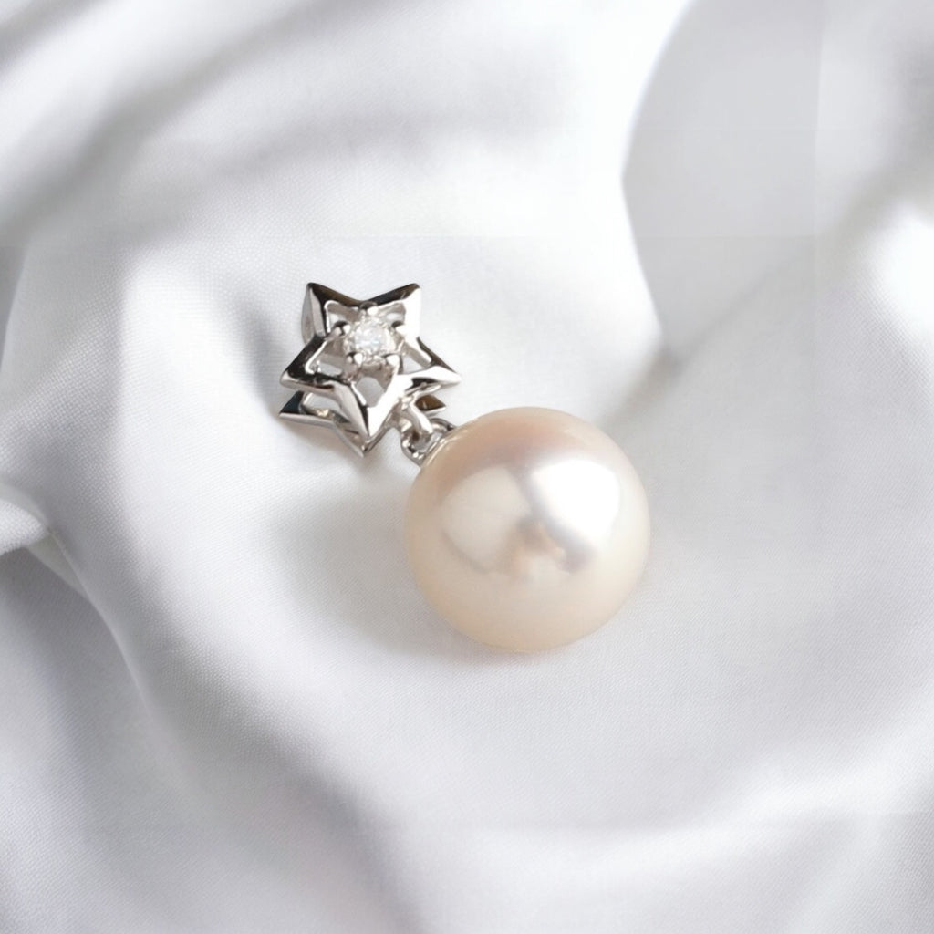 18K 白金7.5-8毫米AKOYA 吊墜 18K 白金7.5-8毫米AKOYA 吊墜