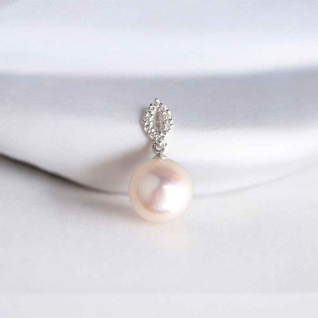 18K 白金7.5-8毫米AKOYA吊墜 18K 白金7.5-8毫米AKOYA吊墜