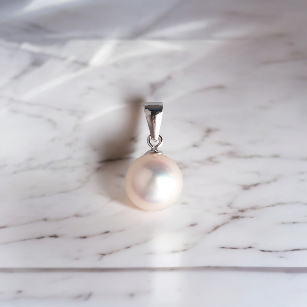 18K 白金8-8.5毫米AKOYA吊墜 18K 白金8-8.5毫米AKOYA吊墜