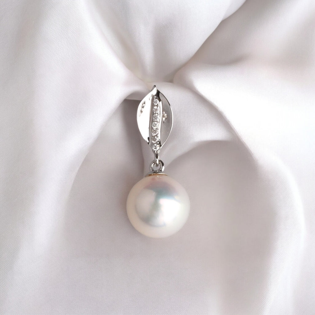 18K 白金8-8.5毫米AKOYA吊墜 18K 白金8-8.5毫米AKOYA吊墜