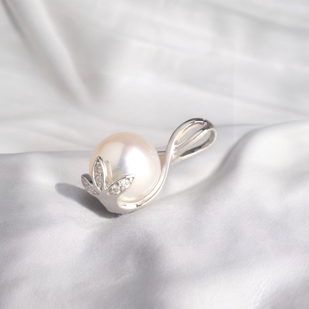 18K 白金7.5-8毫米AKOYA吊墜 18K 白金7.5-8毫米AKOYA吊墜