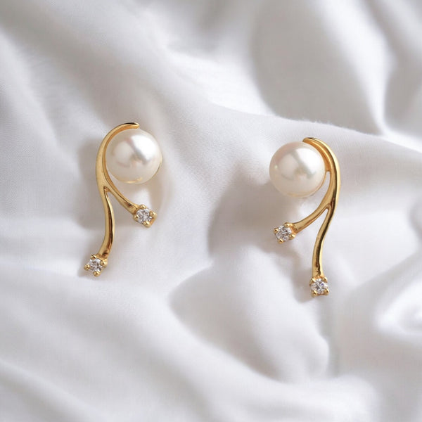 18K 黃金6-6.5毫米AKOYA鑽石耳環