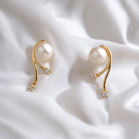 18K 黃金6-6.5毫米AKOYA鑽石耳環