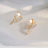 18K 黃金6-6.5毫米AKOYA鑽石耳環