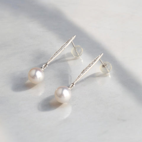 18K 白金7.5-8毫米AKOYA鑽石耳環