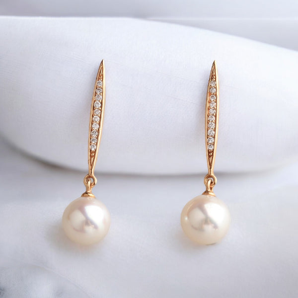 18K 黃金7.5-8毫米AKOYA鑽石耳環