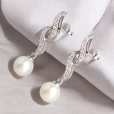 鋯石與白色珍珠垂吊耳環