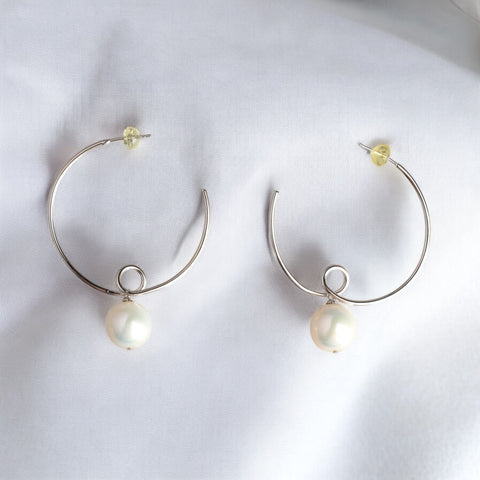 珍珠優雅圓圈耳環(銀)