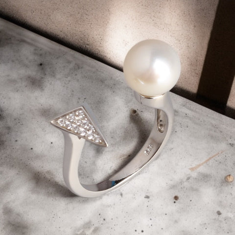 三角鋯石圓珠戒指