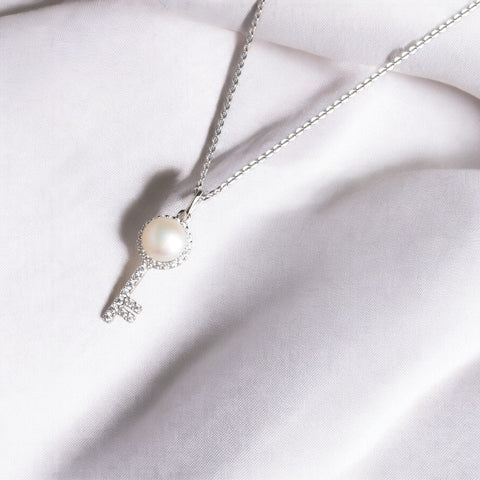 精緻鎖匙吊墜項鍊