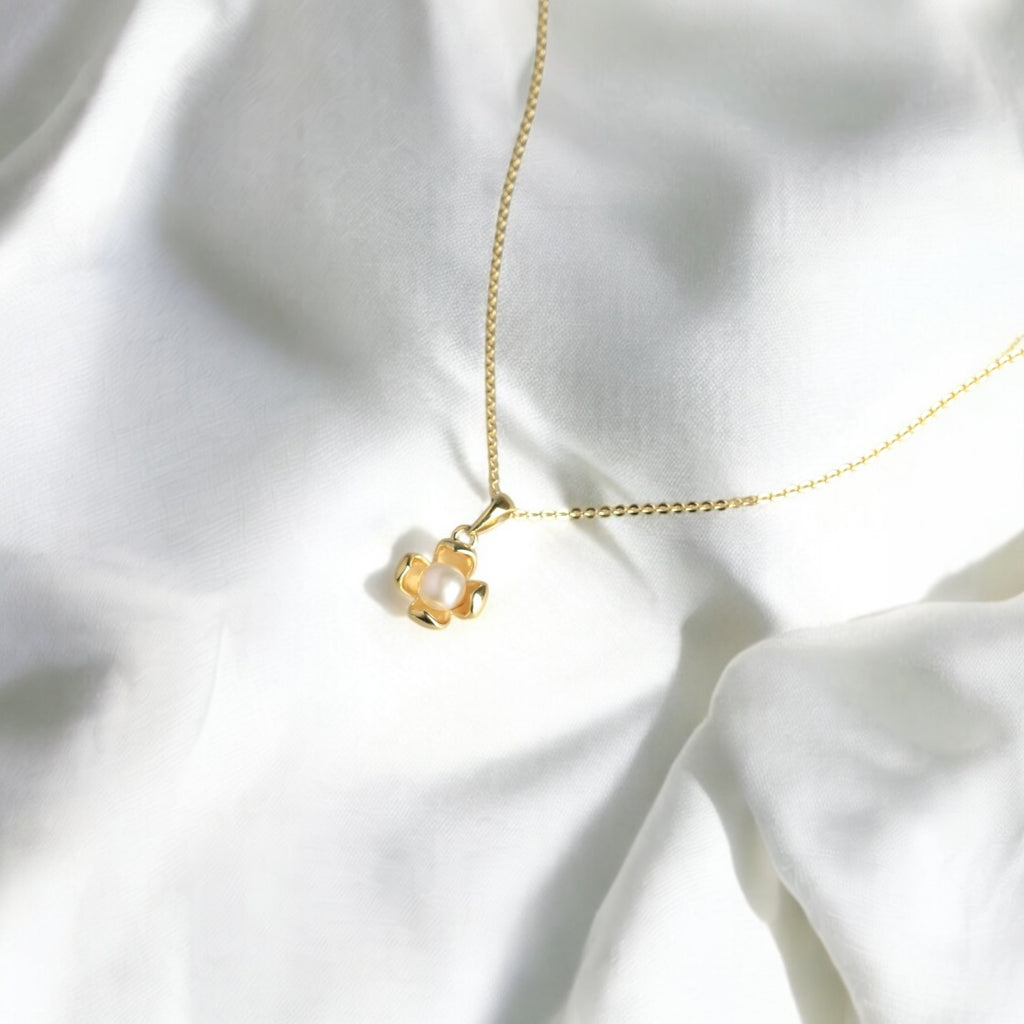 純銀925電金珍珠花瓣項鍊 純銀925電金珍珠花瓣項鍊