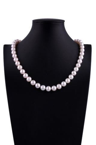 8.5 -9mm Round Shape White Color Freshwater Pearl Necklace (AAA Grade)