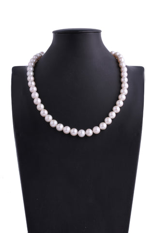 8.5 -9mm Round Shape White Color Freshwater Pearl Necklace (AAA Grade)