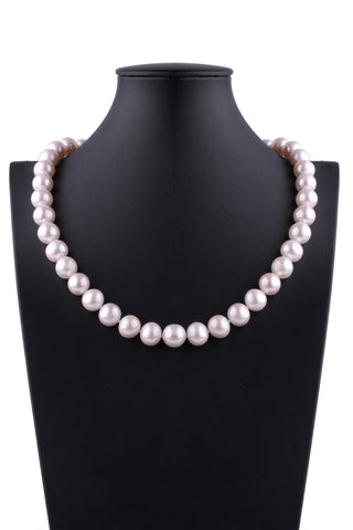 10-10.5mm Round Shape White Color Freshwater Pearl Necklace